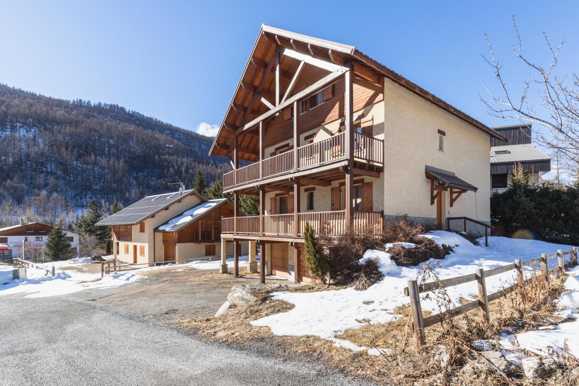 לה סאל-לס-אלפ Chalet Clos Gauthier מראה חיצוני תמונה