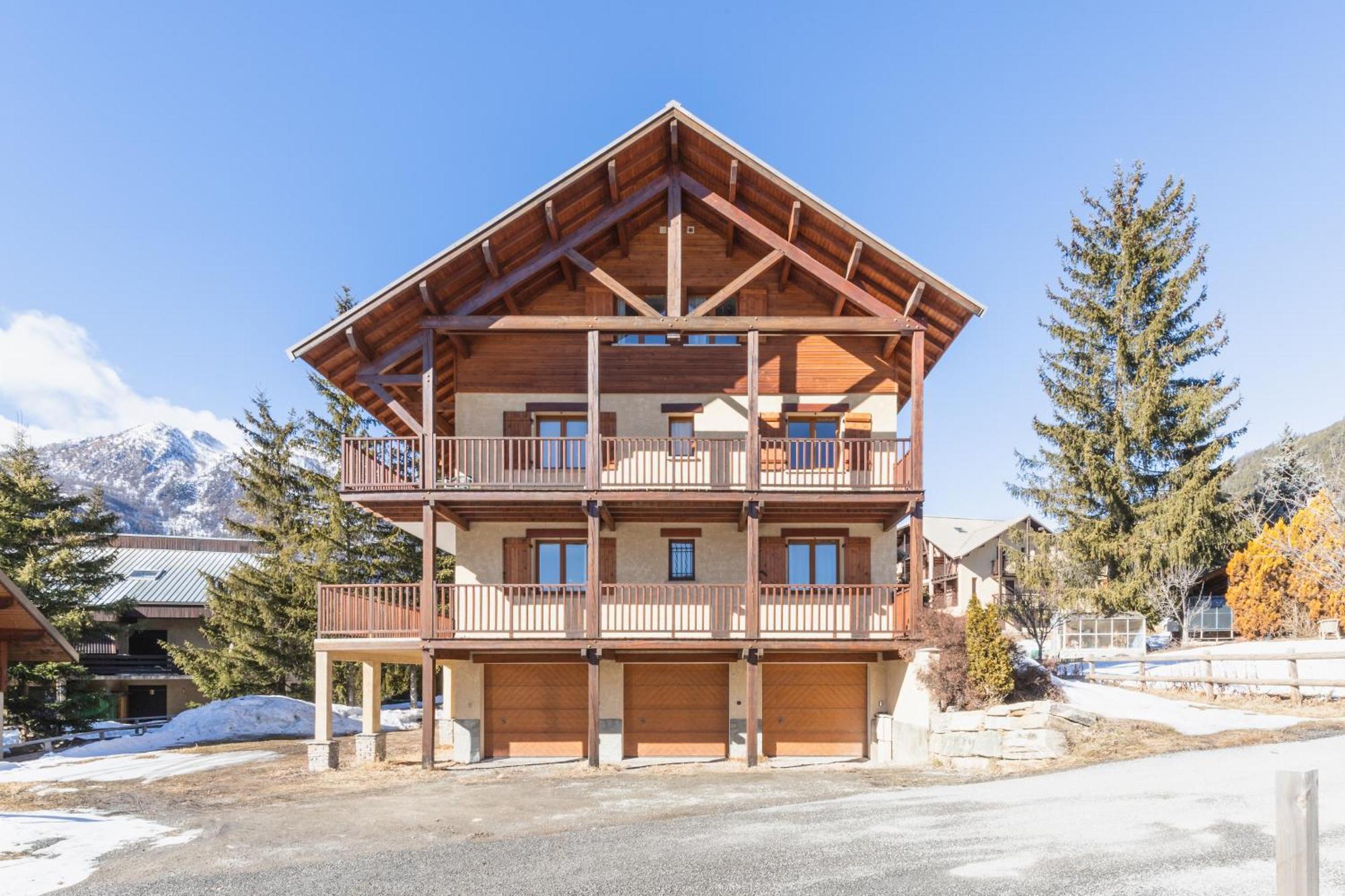 לה סאל-לס-אלפ Chalet Clos Gauthier מראה חיצוני תמונה